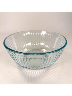 Pyrex 7403-S Clear Aqua Blue Glass Ribbed Mixing Bowl 2.5 Quarts Or 10 Cup